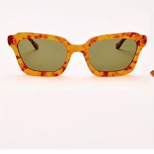 Wolfspout > Sardine Demi oh honey sunglasses